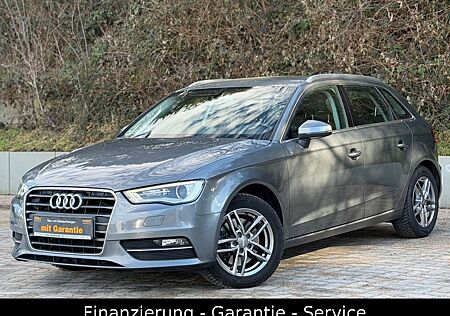 Audi A3 1.8 TFSI S-Tronic Sportback/LED/LEDER/ALU/PDC
