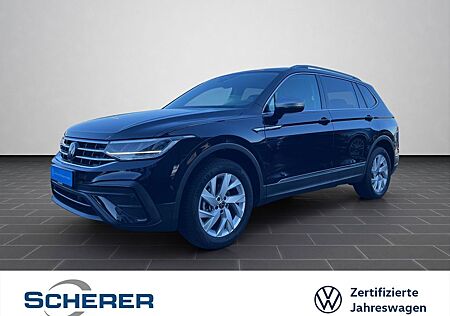 VW Tiguan Allspace Volkswagen 1.5 TSI Life DSG 7-Sitze NAV AHK