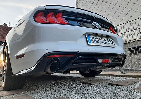 Ford Mustang 2.3 EcoBoost Auto -