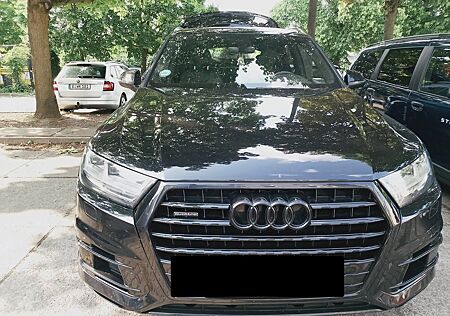 Audi Q7 50 TDI quattro tiptronic