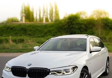 BMW 540d xDrive Touring A -
