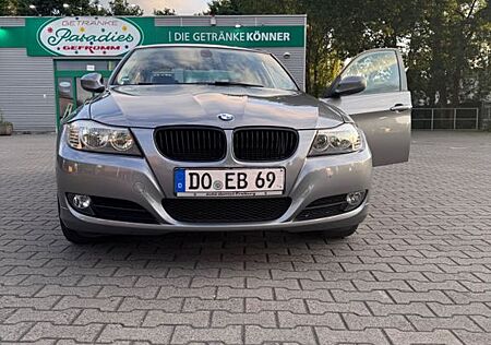 BMW 318i -
