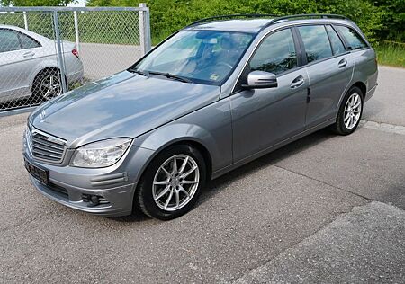 Mercedes-Benz C 200 - Klimaanlage , Tempomat, Rentnerfahrzeug