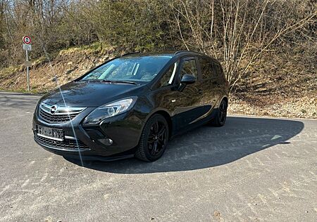 Opel Zafira Tourer Edition, 7 Sitzer, Automatik, AHK