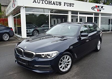 BMW 520d Touring LEDER,NAVI,LED,AUTOM,KAMERA,AHK,1HA