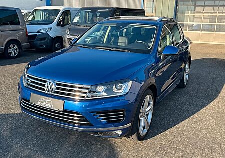 VW Touareg Volkswagen V6 TDI R-Line Terrain Tech 4Motion*Leder