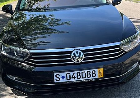 VW Passat Variant Volkswagen 2.0 TDI SCR Comfortline Varia...