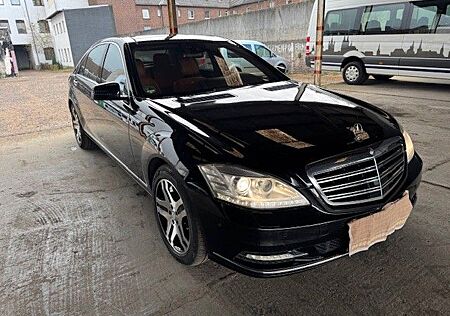 Mercedes-Benz S 600 L - V 12