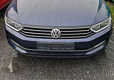 VW Passat Volkswagen Lim. 2.0 TDI NAVI KLIMA ACC PDC