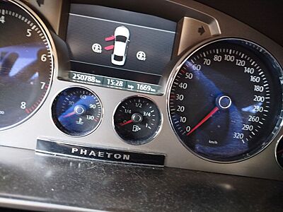Volkswagen Phaeton 4.2 V8