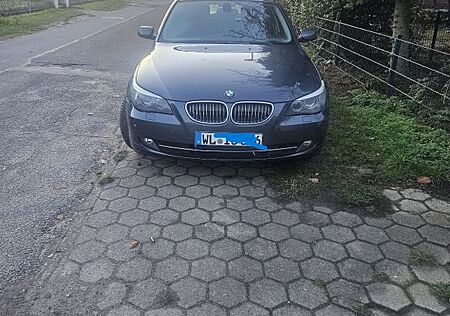 BMW 523i touring -