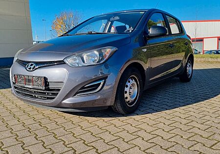 Hyundai i20 Classic Klima Tüv