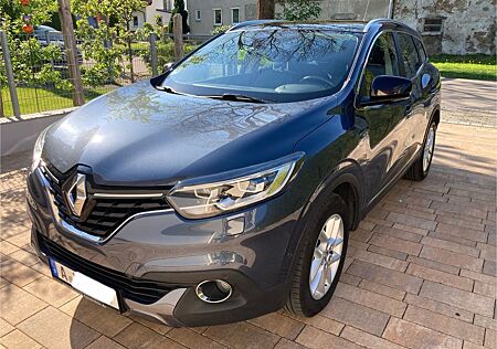 Renault Kadjar ENERGY TCe 130 Bose AHK Pano