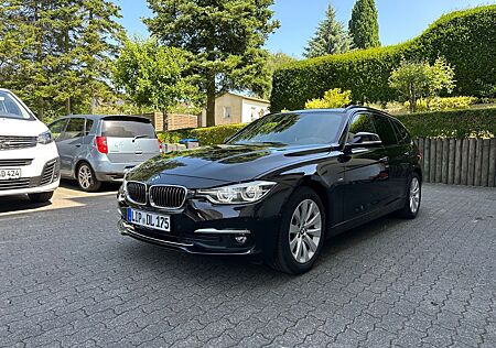 BMW 320d Touring Luxury Line Luxury Line