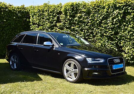 Audi A4 2.0 TDI 140kW multitronic S line Avant S line