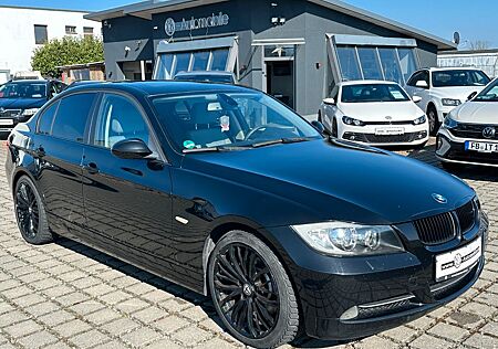 BMW 330i E90 *XENON*AUTOMATIK*SITZHG*TEIL-LEDER*