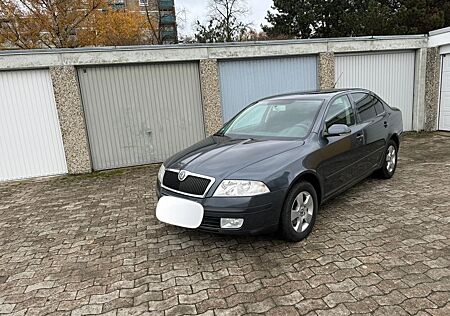 Skoda Octavia 1.6 Elegance Elegance