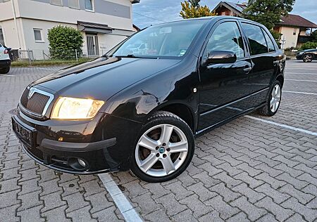 Skoda Fabia Celebration Lederausstattung Tüv 04/24 SZ