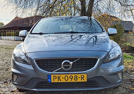 Volvo V40 D2 R Design