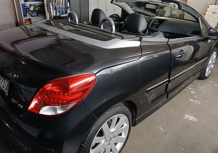 Peugeot 207 CC Premium 150 THP Premium