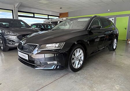 Skoda Superb Combi Style/DSG/NAVI/LED/Panorama/ACC