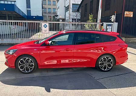 Ford Focus 1,5 EcoBoost 110kW ST-Line Turnier Aut...