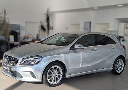 Mercedes-Benz A 180 CGI Aut. /LED /SHZ /Leder /Navi /PDC