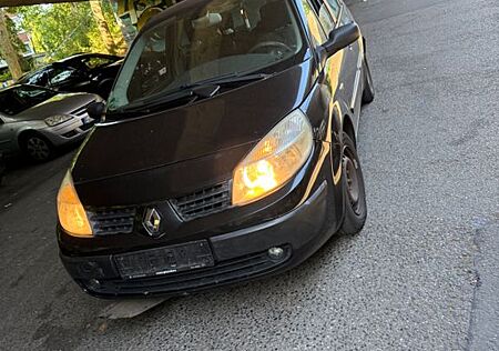 Renault Scenic 1.6 16V Privilege Expression