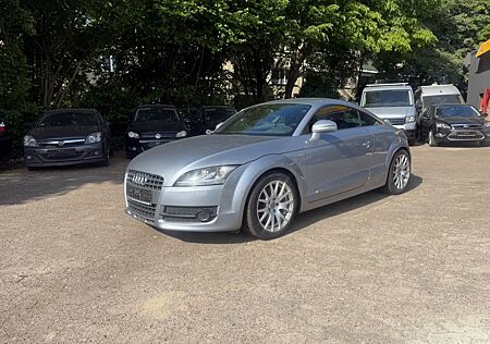 Audi TT Coupe/Roadster 2.0 TFSI Coupe (Sline)