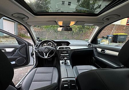 Mercedes-Benz C 220 CDI 4MATIC AVANTGARDE Autom. AVANTGARDE