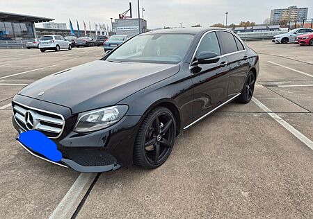 Mercedes-Benz E 220 d Autom. -