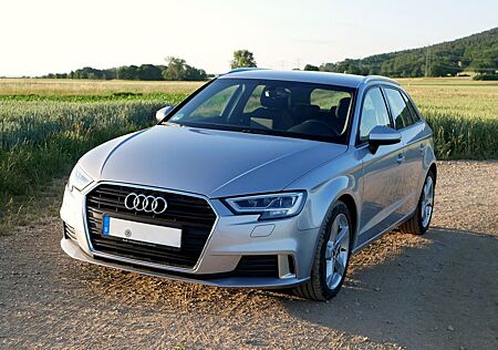 Audi A3 Sportback 1.5 TFSI cod, AHK, Virtual Cockpit