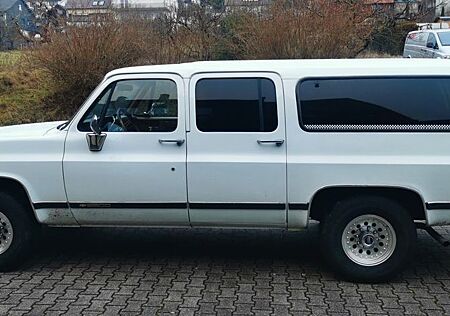 Chevrolet Suburban C20 6.2 Diesel