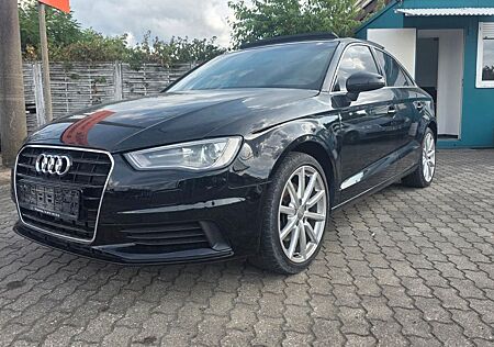 Audi A3 1.8 TFSI S tronic quatt. Attr. Sportb.