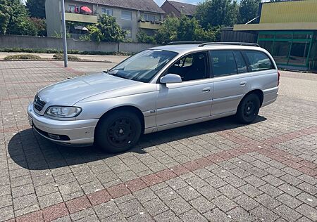 Opel Omega 2.2 DTI 16V Edition