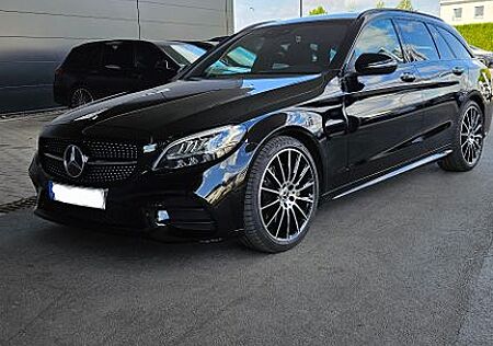 Mercedes-Benz C 220 d T Autom. - AMG. Night. Kamera. AHK
