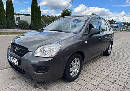 Kia Carens LX Basis
