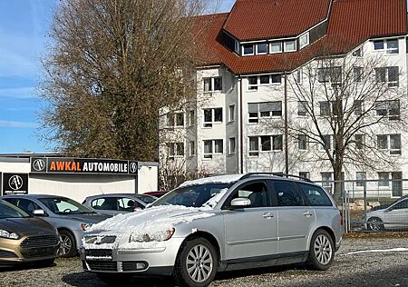 Volvo V50 Kombi 2.0 D Momentum, AHK, Alu, Klima