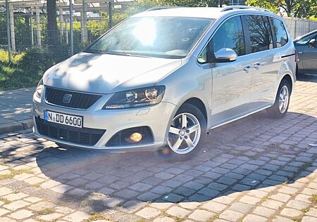 Seat Alhambra 2.0 TDI // AHK// Rückwärtskamera