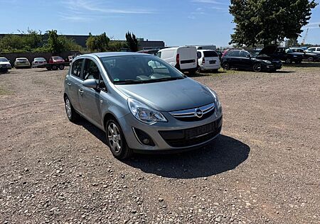 Opel Corsa D Satellite