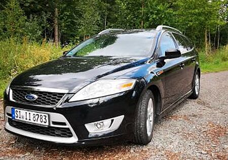 Ford Mondeo 2,0 EcoB. Black Magic Turnier PowerSh...