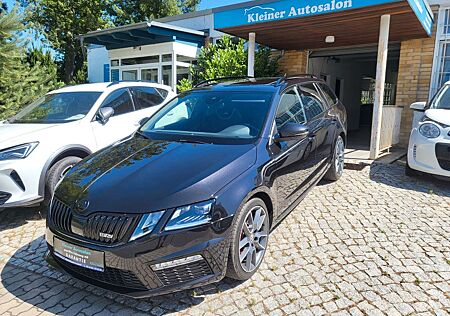 Skoda Octavia RS Panorama/Kamera/ACC/DSG/Navi/LED/18"