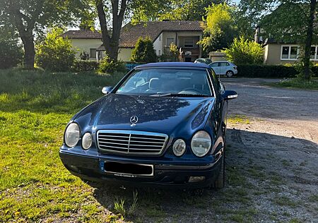 Mercedes-Benz CLK 230 KOMPRESSOR AVANTGARDE Avantgarde