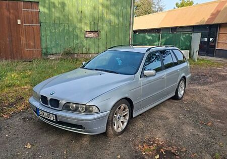 BMW 520i Touring -