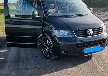 VW T5 Multivan Volkswagen /Highline