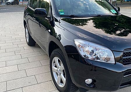 Toyota RAV 4 2.0-l-VVT-i 4x4 Executive Automatik Ex...