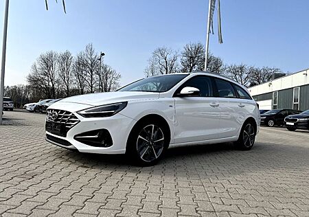 Hyundai i30 cw 1.5 T-GDI Trend *LED Navi Sitzh. Kamera*
