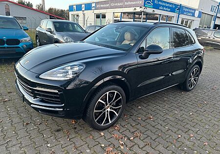 Porsche Cayenne ,BOSE,LED,R21,GTS optik