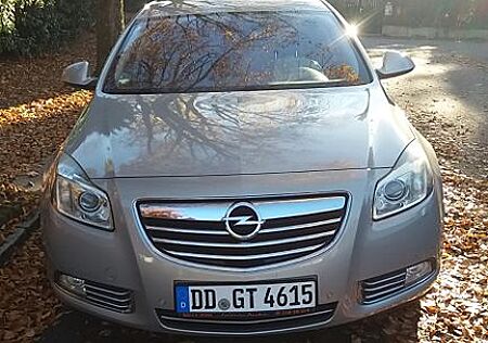 Opel Insignia 1.8 Cosmo LPG Gas AHK Champagnerfarben