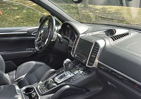 Porsche Cayenne Diesel Platinum Edition
